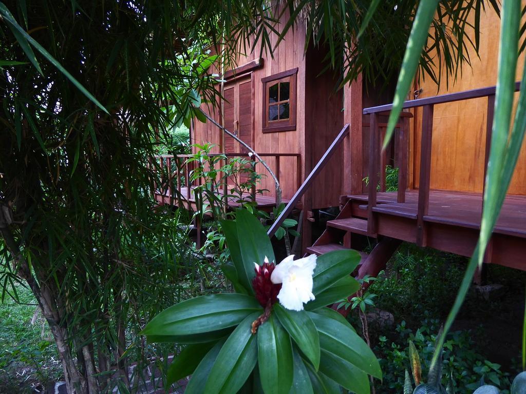 Shibui Garden Bungalows And Restaurant 탄정 외부 사진